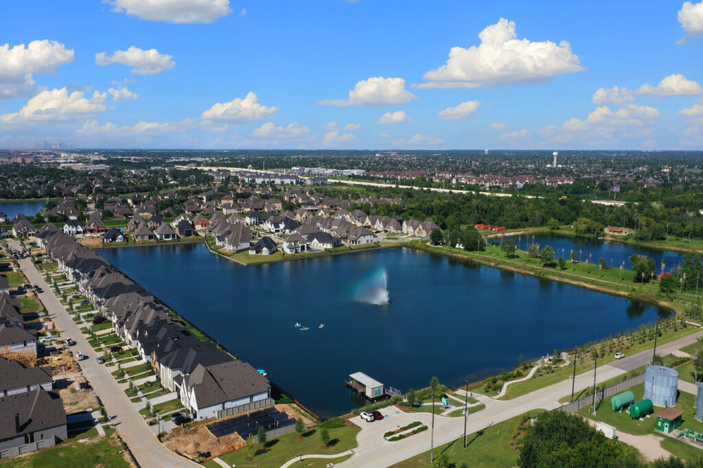 Architectural Plan Review: Master-planned community around water